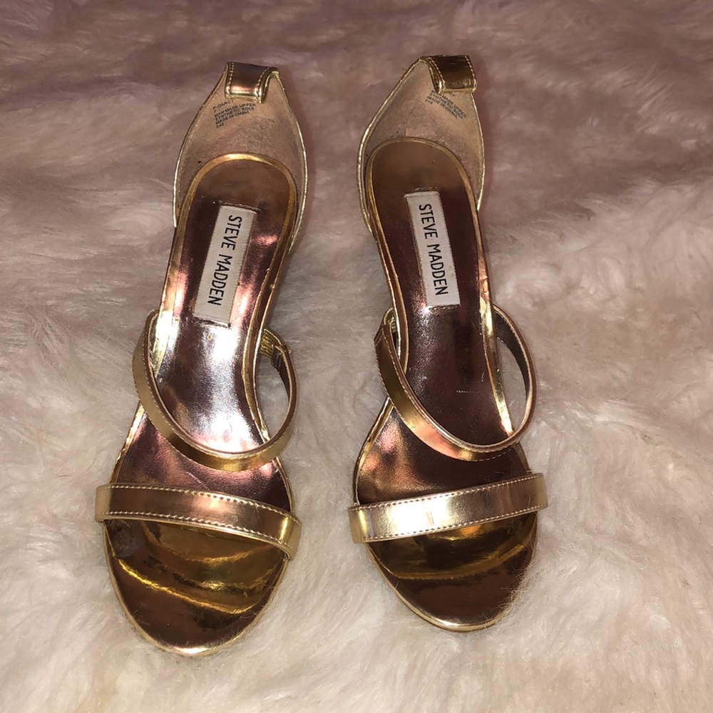 Gold Steve Madden heels